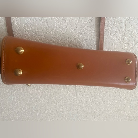 Dooney & Bourke Vintage 80s Shoulder Crossbody Leather Bag - Picture 11 of 13